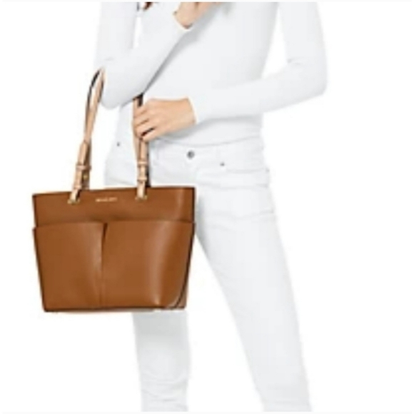 Michael Kors BEDFORD Pebble Leather Pocket Tote ACORN/GOLD - Picture 10 of 13